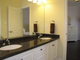 20_sharedwashroom